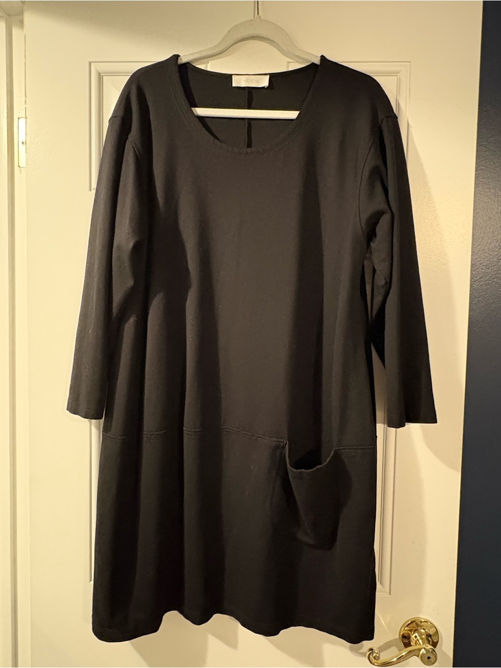 Black 3/4 Sleeve Scoop Neck Pocket Cocoon Dress